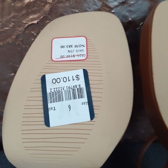 NWT Billini "Tahni" Faux Leather Strappy Platform Heels - Picture 12 of 16